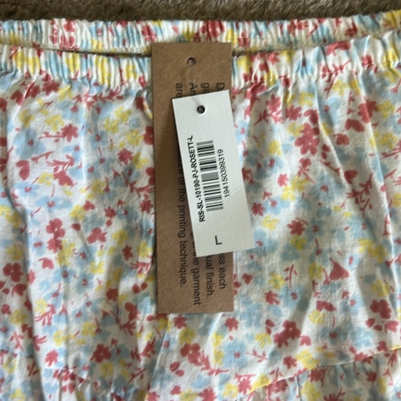 Adore Me Women’s Shorts and Cami PJ Set - Picture 4 of 6